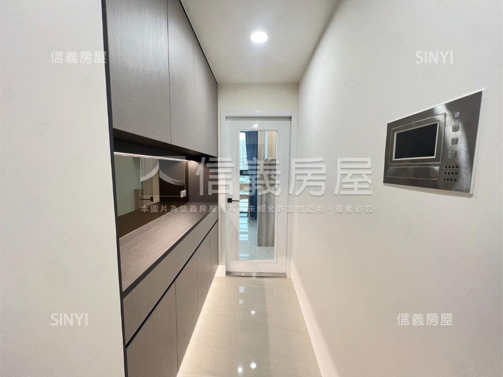 附小龍門景觀邊間稀有釋出房屋室內格局與周邊環境