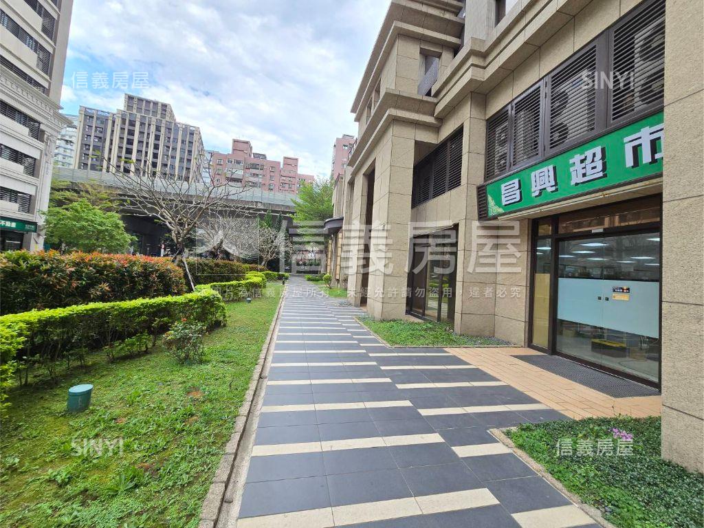 【御風】塭仔圳大面寬店面房屋室內格局與周邊環境