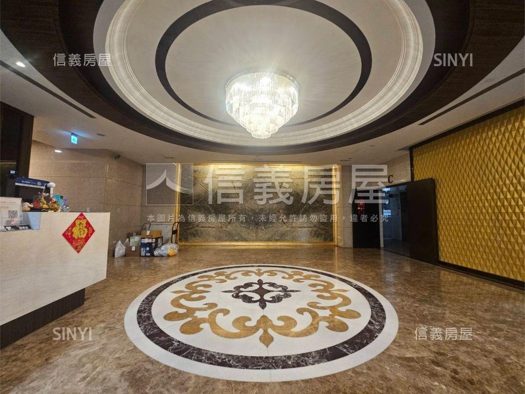 捷運精緻高樓三房車位房屋室內格局與周邊環境