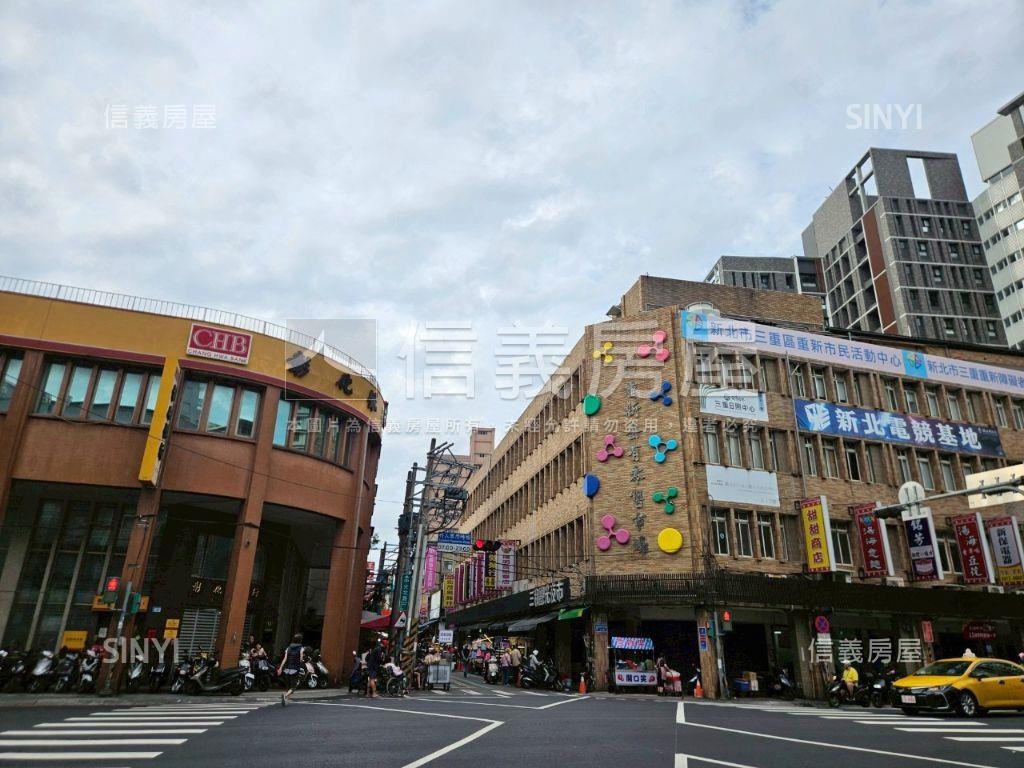 捷運精緻高樓三房車位房屋室內格局與周邊環境