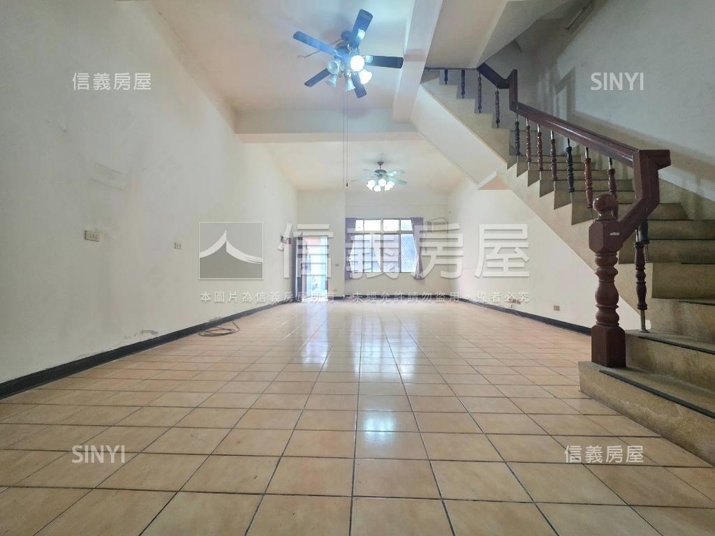 約５米２面寬臨路別墅房屋室內格局與周邊環境