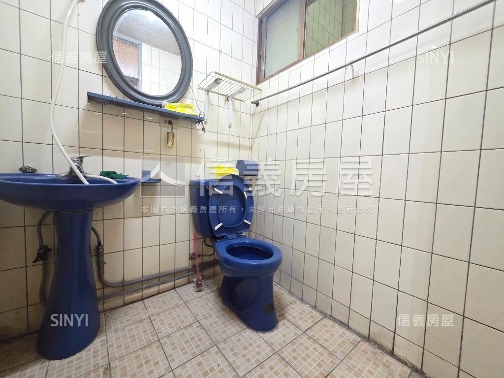 約５米２面寬臨路別墅房屋室內格局與周邊環境