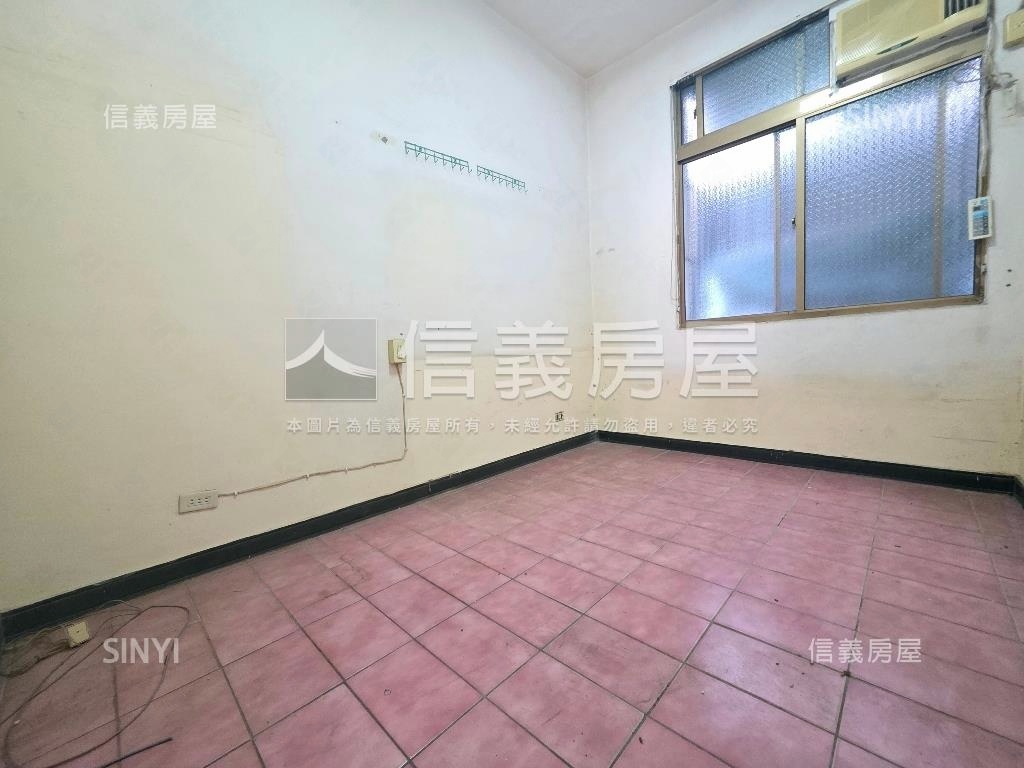 約５米２面寬臨路別墅房屋室內格局與周邊環境