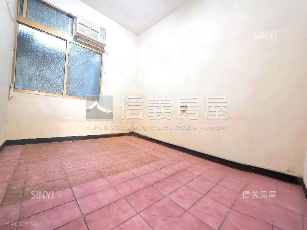 約５米２面寬臨路別墅房屋室內格局與周邊環境