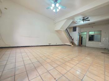 約５米２面寬臨路別墅