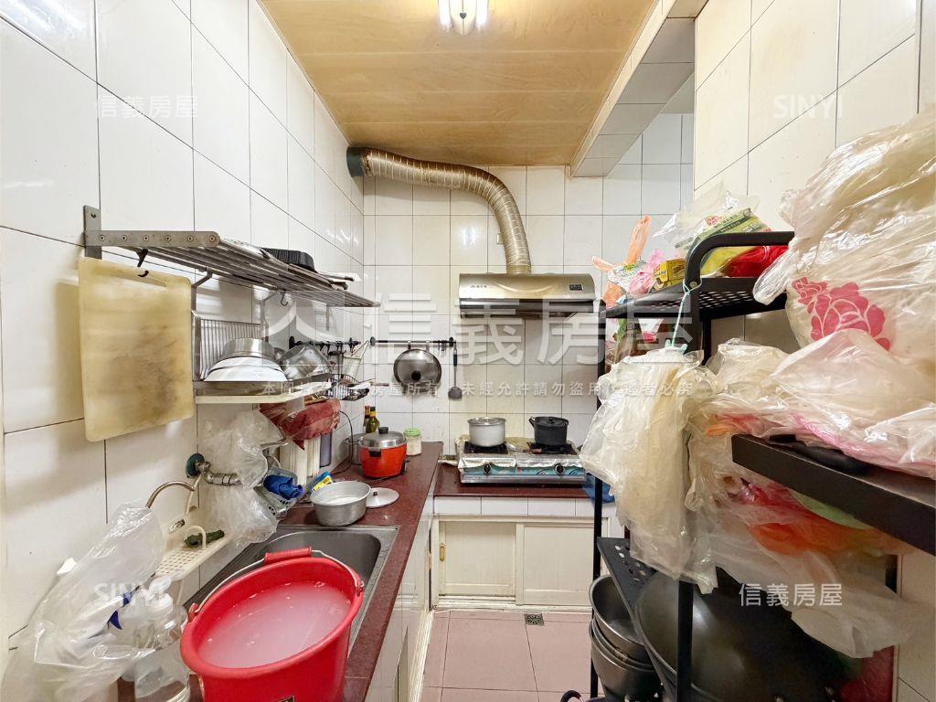 中平邊間一樓美寓房屋室內格局與周邊環境