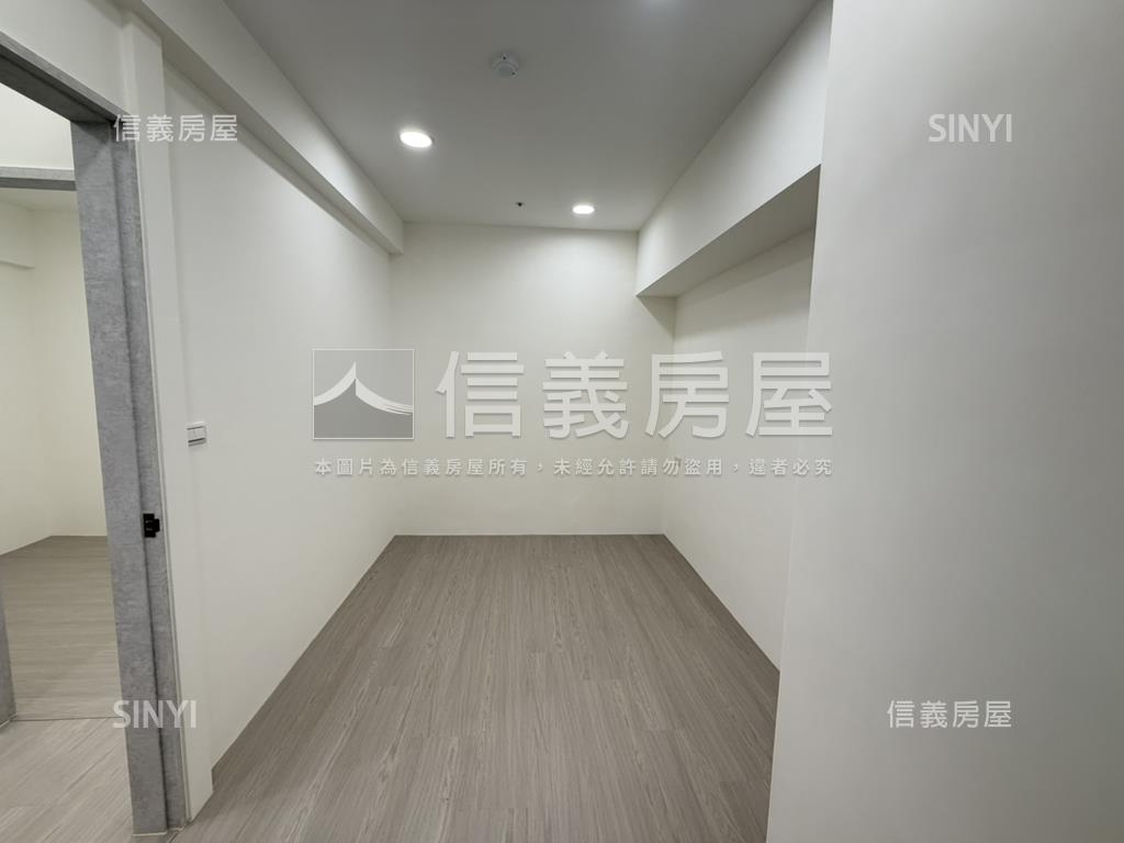 精緻首購成功美屋房屋室內格局與周邊環境