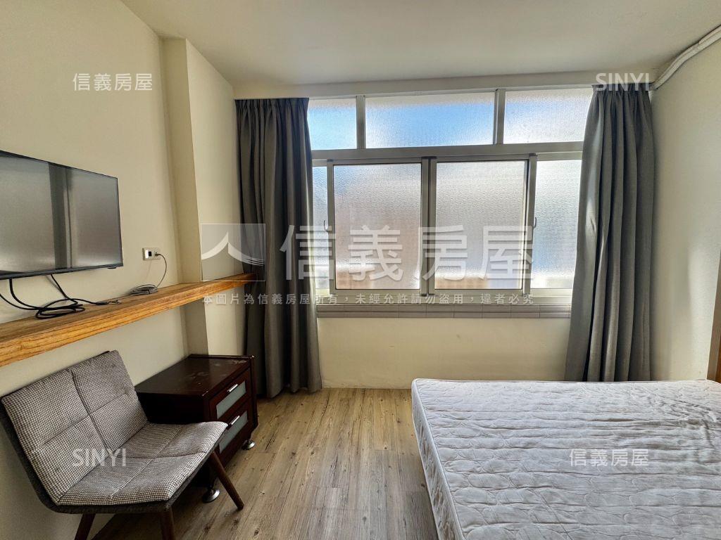 逢甲美透天整棟含增建８套房屋室內格局與周邊環境