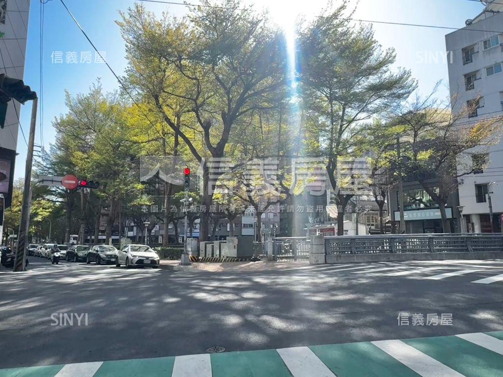 【誠售】逢甲採光美透天房屋室內格局與周邊環境