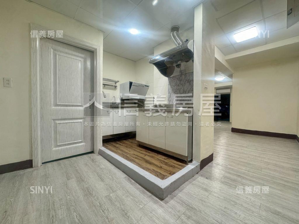 學府路明亮３房公寓房屋室內格局與周邊環境