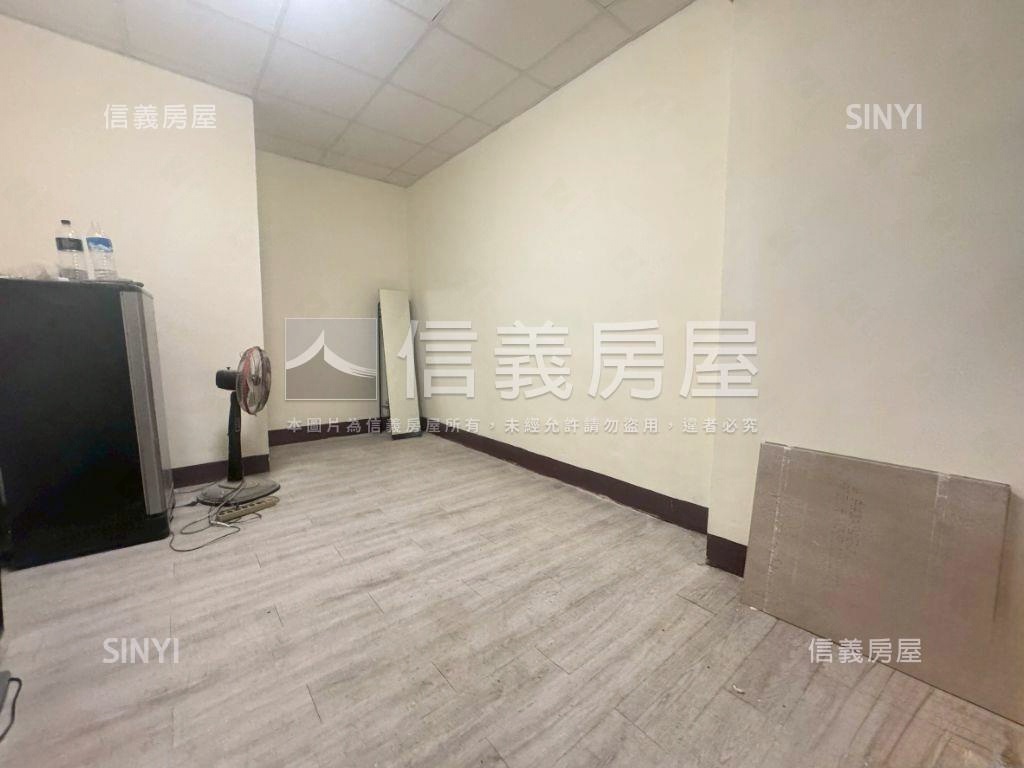 學府路明亮３房公寓房屋室內格局與周邊環境