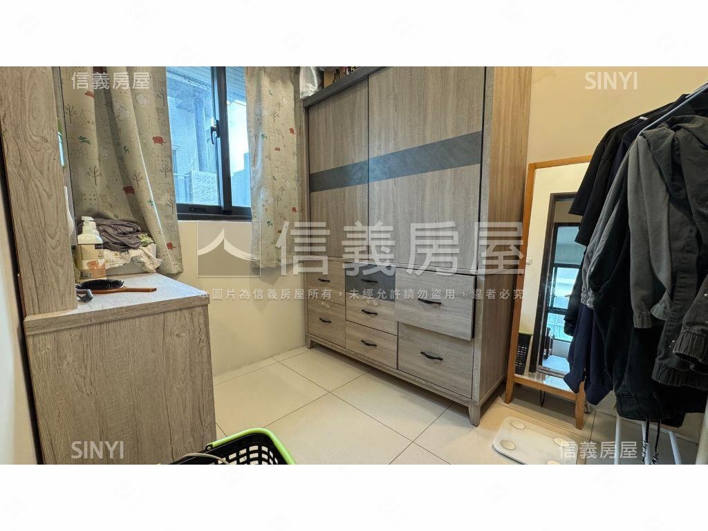 低總價優質二房車位房屋室內格局與周邊環境