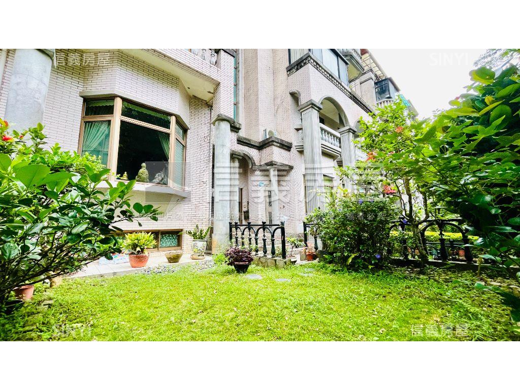 瓏山林陽光庭院下疊房屋室內格局與周邊環境