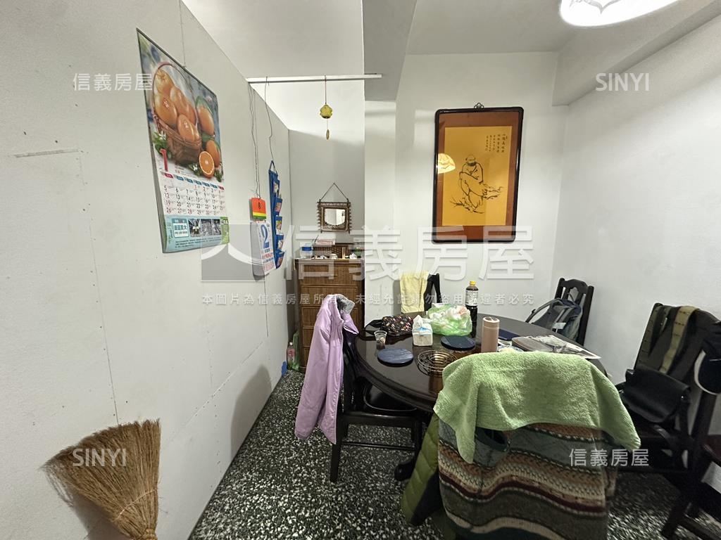 亞東旁仁愛稀有透天厝房屋室內格局與周邊環境