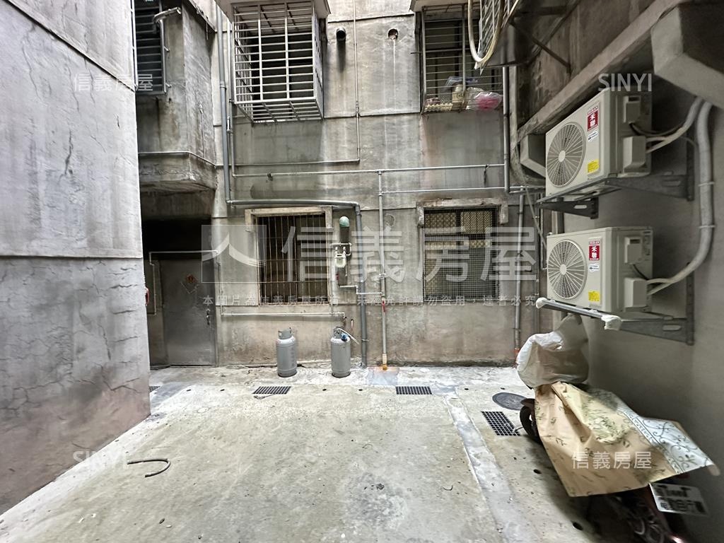 亞東旁仁愛稀有透天厝房屋室內格局與周邊環境
