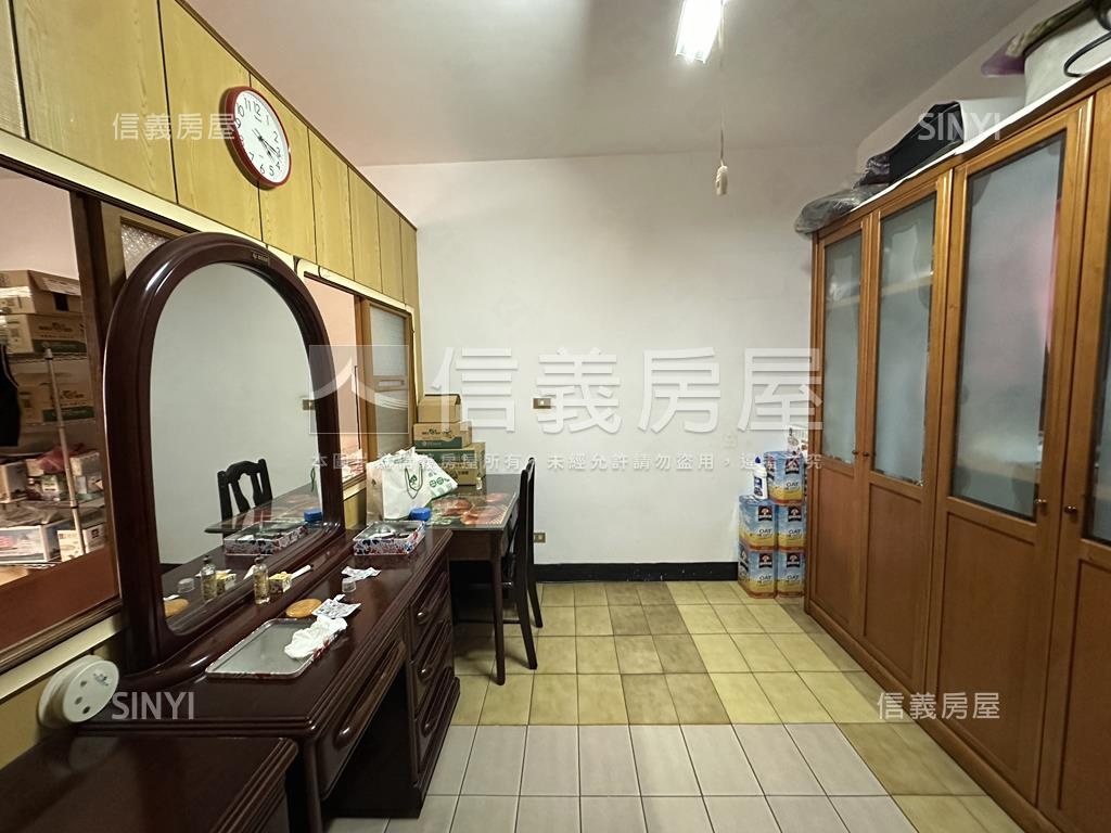 亞東旁仁愛稀有透天厝房屋室內格局與周邊環境