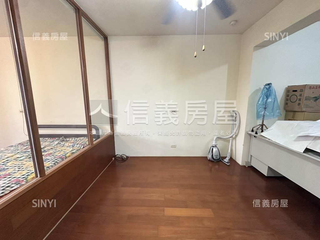 亞東旁仁愛稀有透天厝房屋室內格局與周邊環境