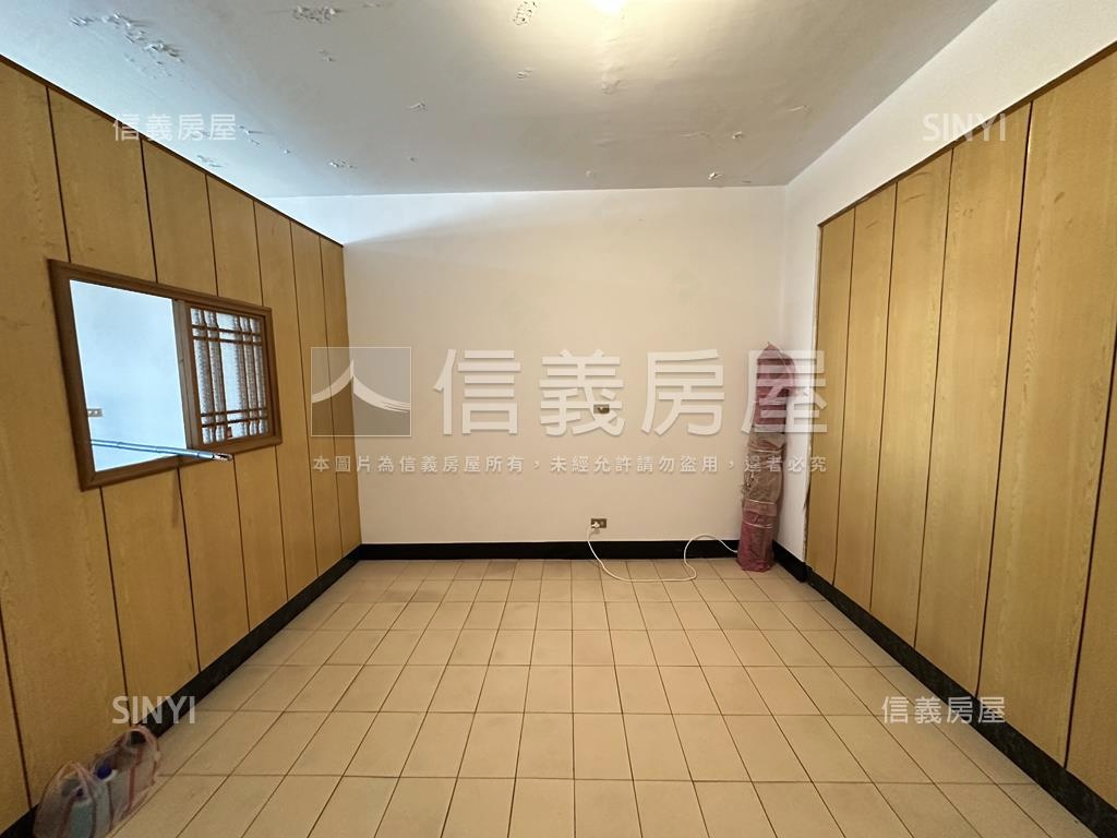 亞東旁仁愛稀有透天厝房屋室內格局與周邊環境