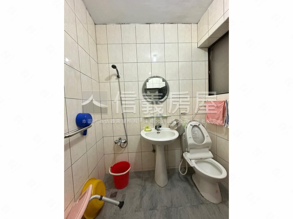 亞東旁仁愛稀有透天厝房屋室內格局與周邊環境