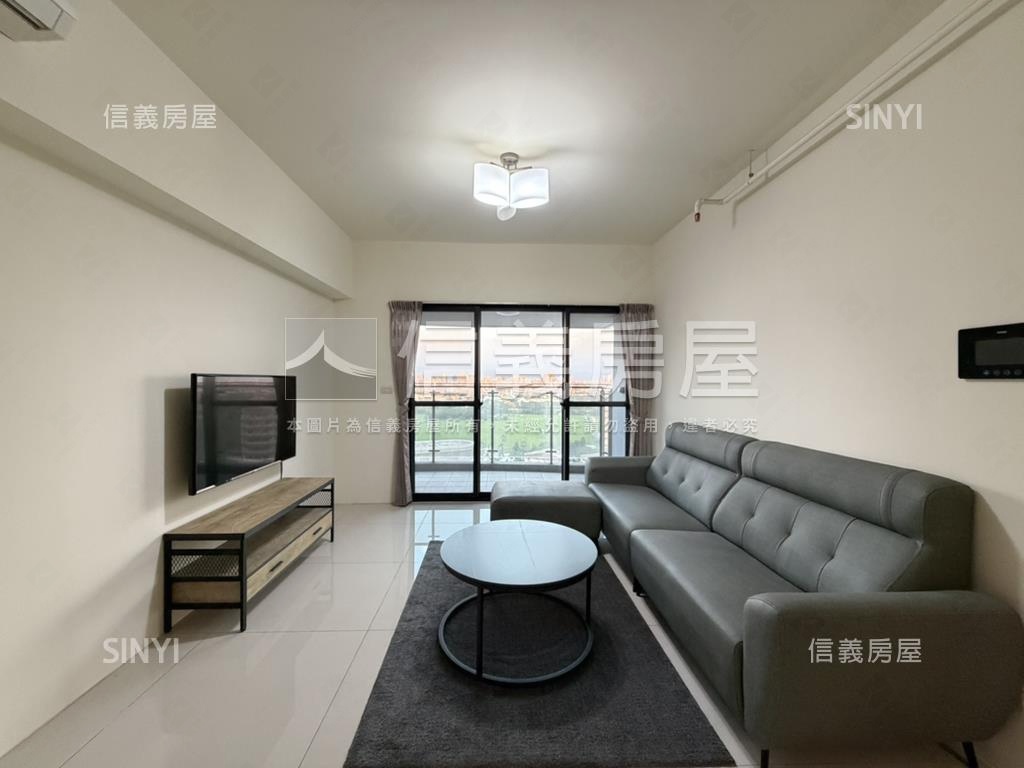 總太拾光次頂樓三房雙平車房屋室內格局與周邊環境