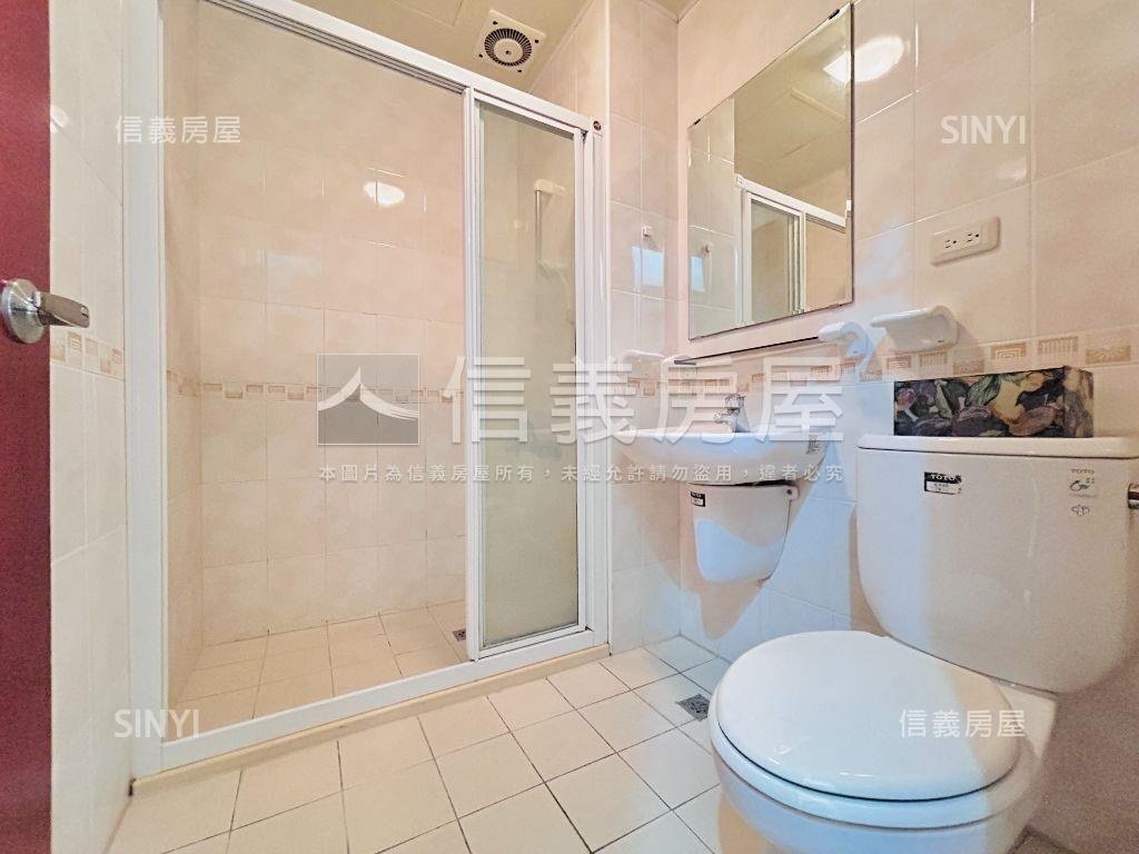 竹城大阪三房車位房屋室內格局與周邊環境