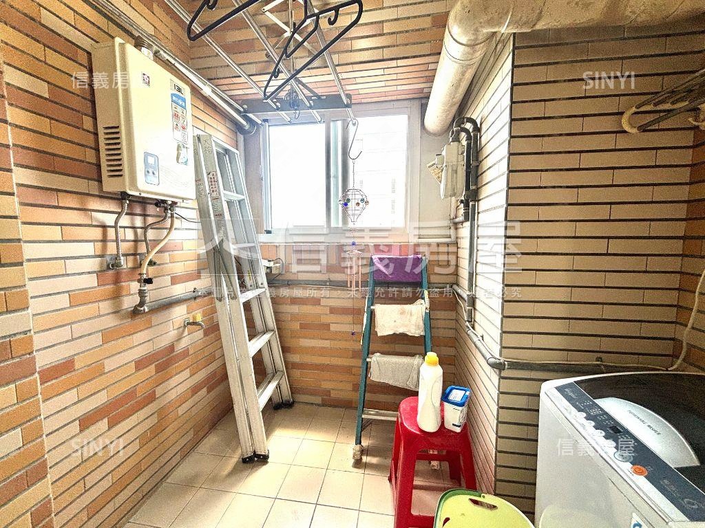 京賀景觀美三房房屋室內格局與周邊環境