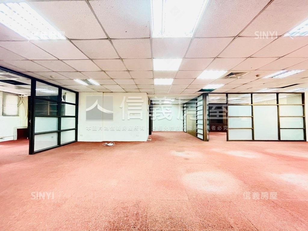專任珍藏光復南巨蛋純商辦房屋室內格局與周邊環境
