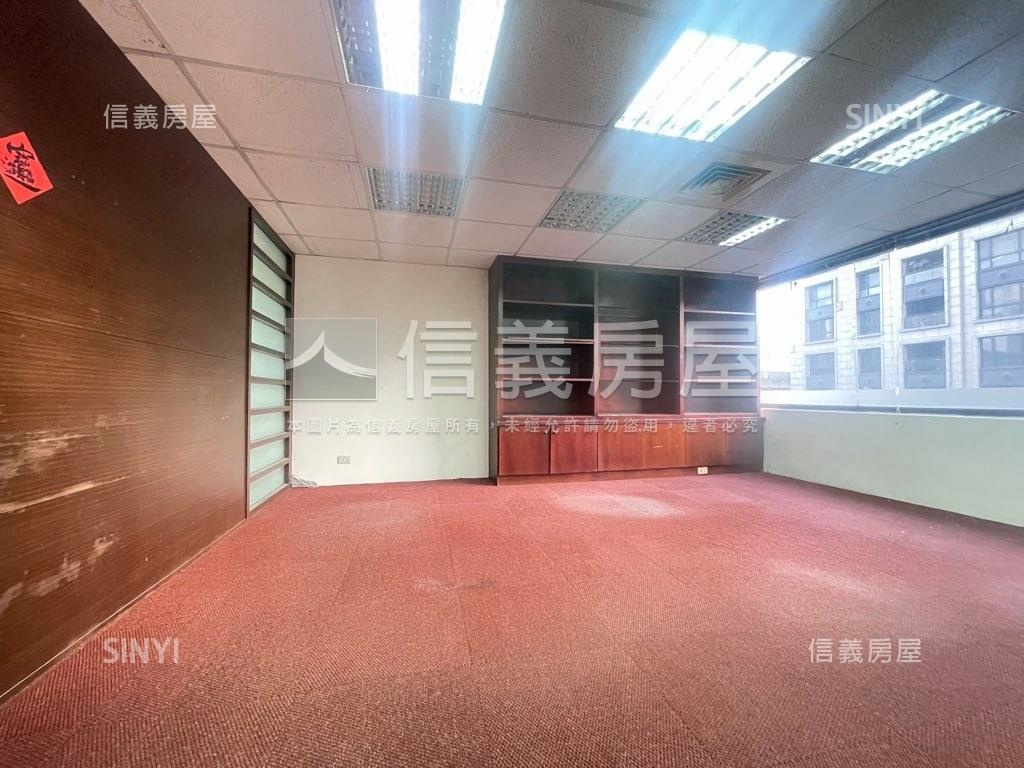 專任珍藏光復南巨蛋純商辦房屋室內格局與周邊環境