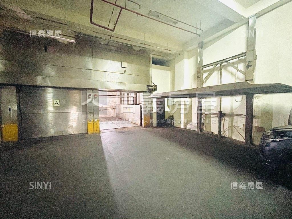 專任珍藏光復南巨蛋純商辦房屋室內格局與周邊環境