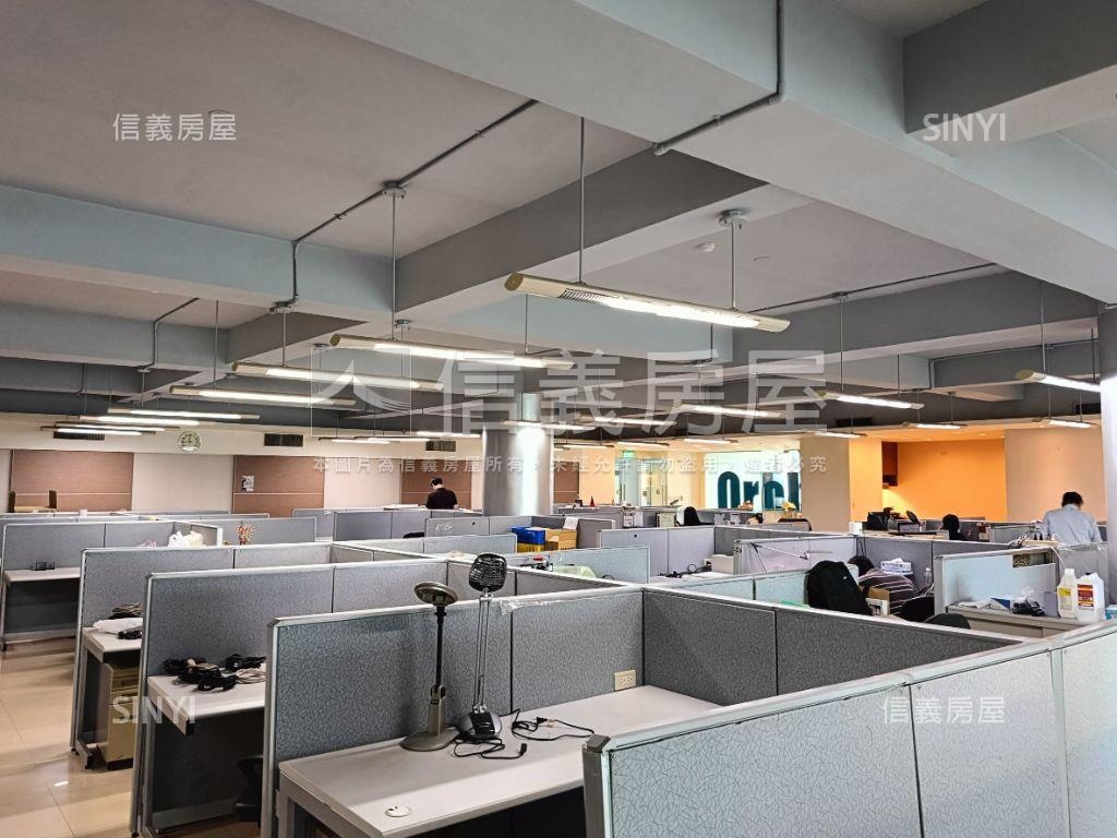 全球工業總部廠辦房屋室內格局與周邊環境
