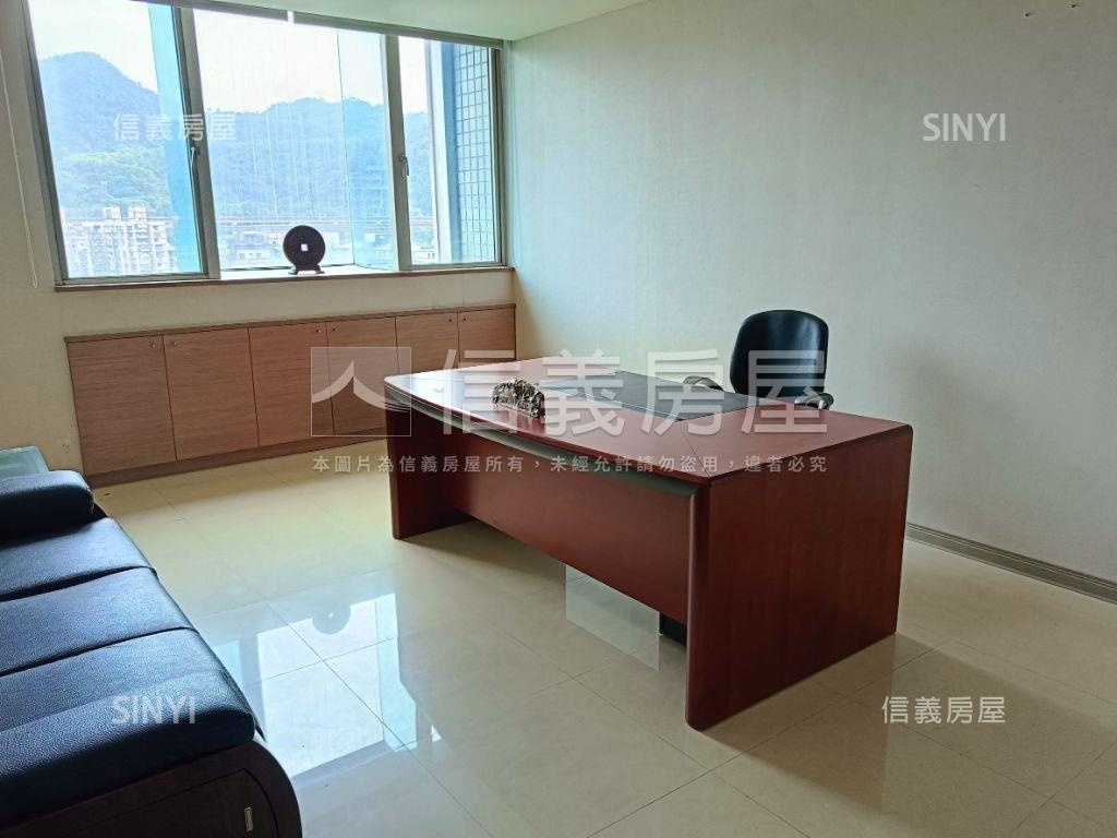 全球工業總部廠辦房屋室內格局與周邊環境