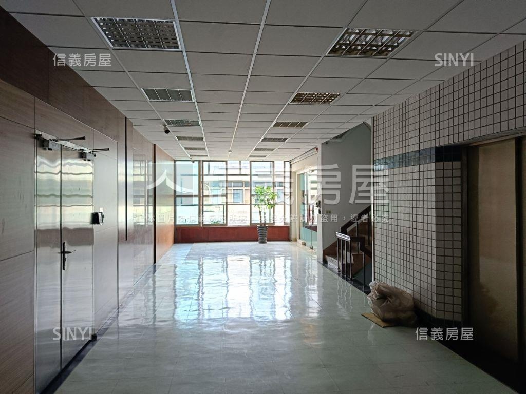 全球工業總部廠辦房屋室內格局與周邊環境