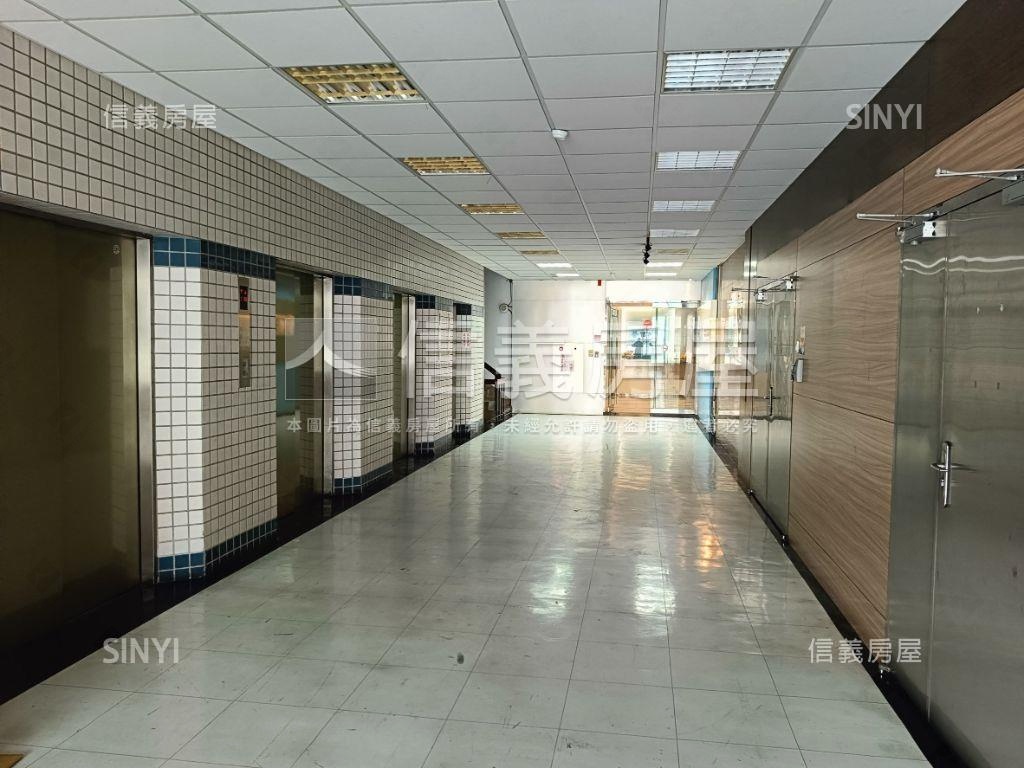 全球工業總部廠辦房屋室內格局與周邊環境