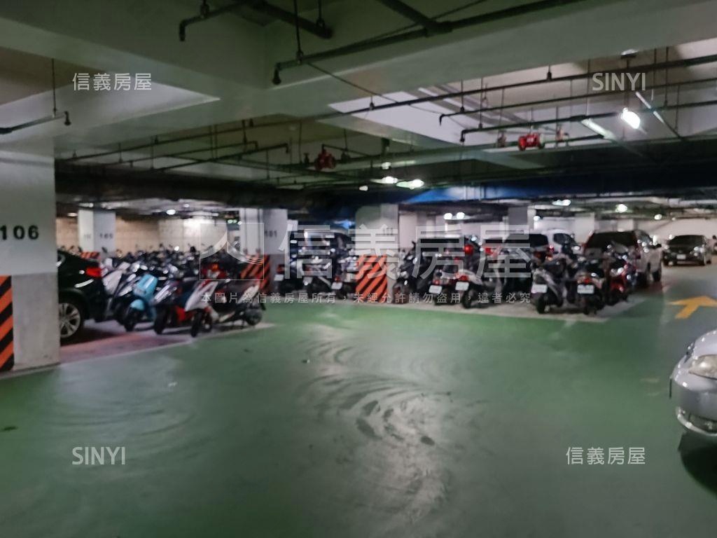 全球工業總部廠辦房屋室內格局與周邊環境