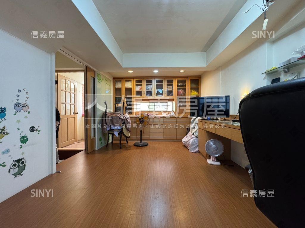 大湳廣豐．麒麟山莊透店房屋室內格局與周邊環境