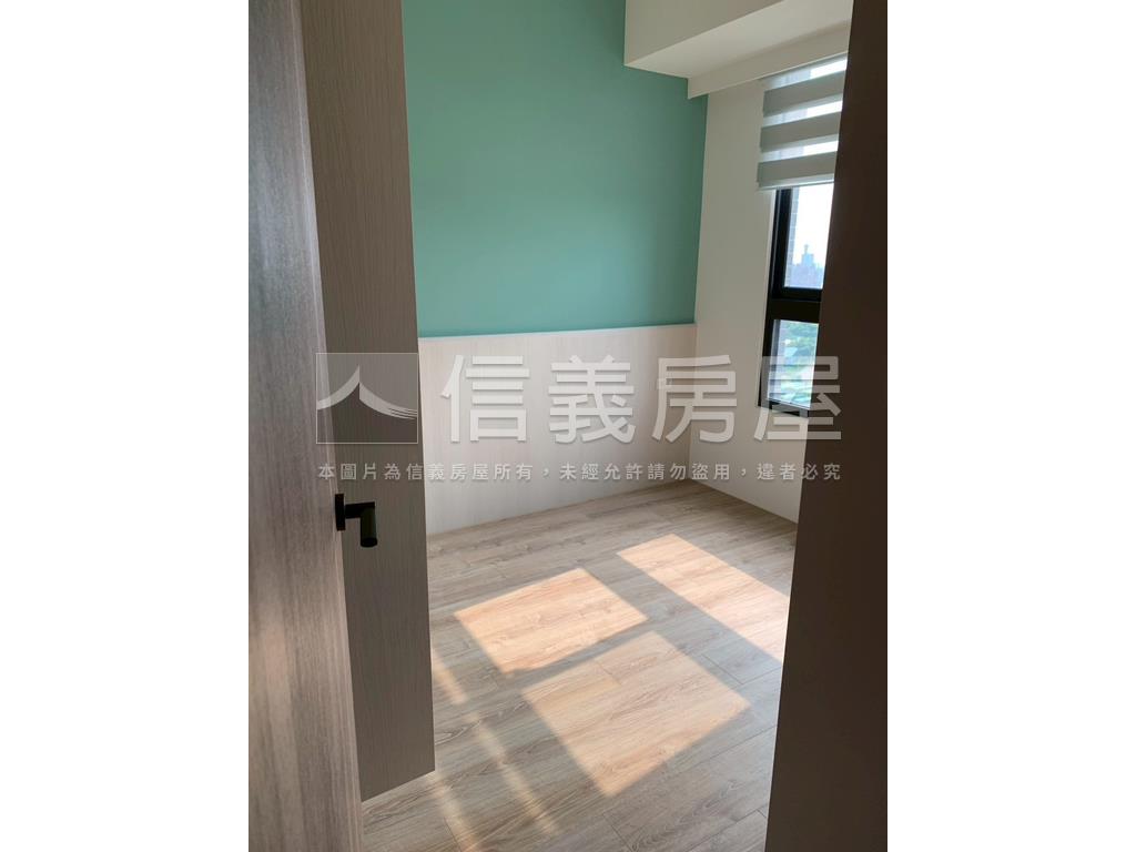 一中樂敘次頂樓精裝戶房屋室內格局與周邊環境