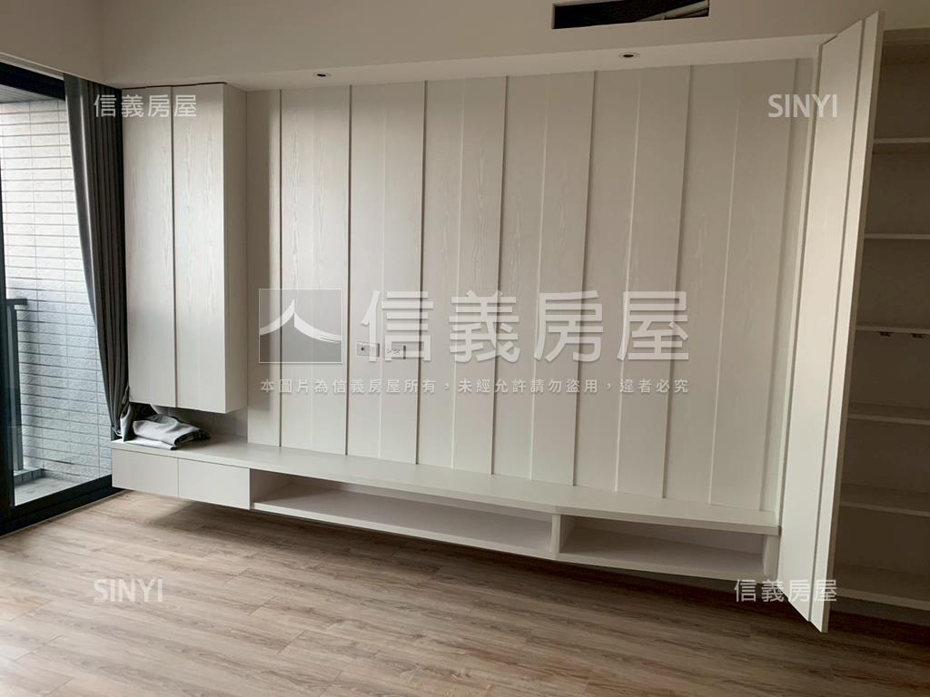 一中樂敘次頂樓精裝戶房屋室內格局與周邊環境