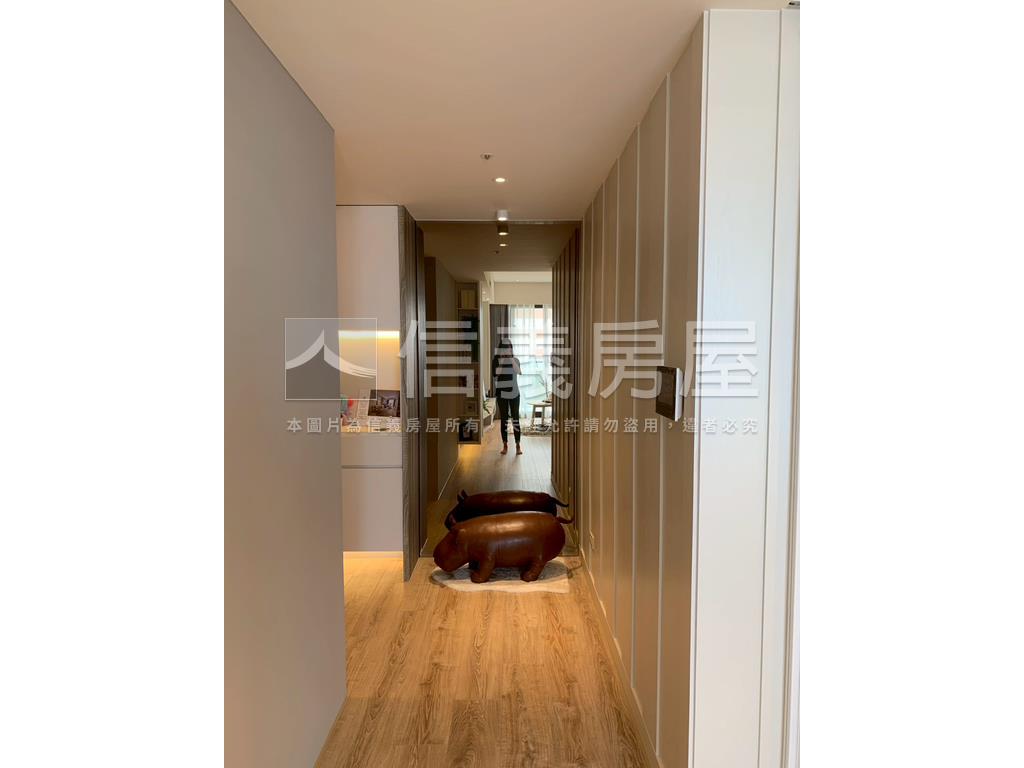 一中樂敘次頂樓精裝戶房屋室內格局與周邊環境