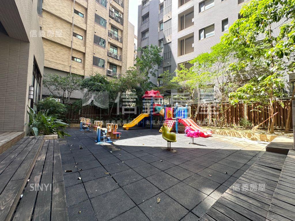 翰林苑高鐵大三房稀有釋出房屋室內格局與周邊環境