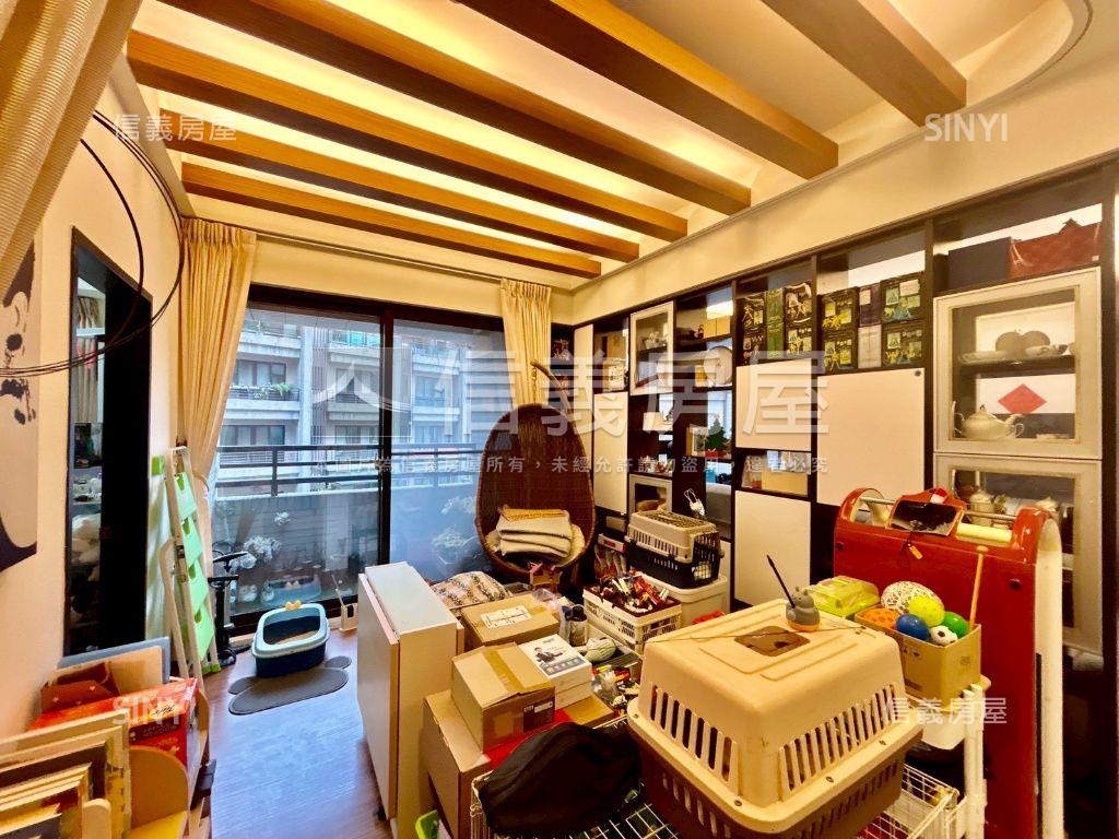 翰林苑高鐵大三房稀有釋出房屋室內格局與周邊環境