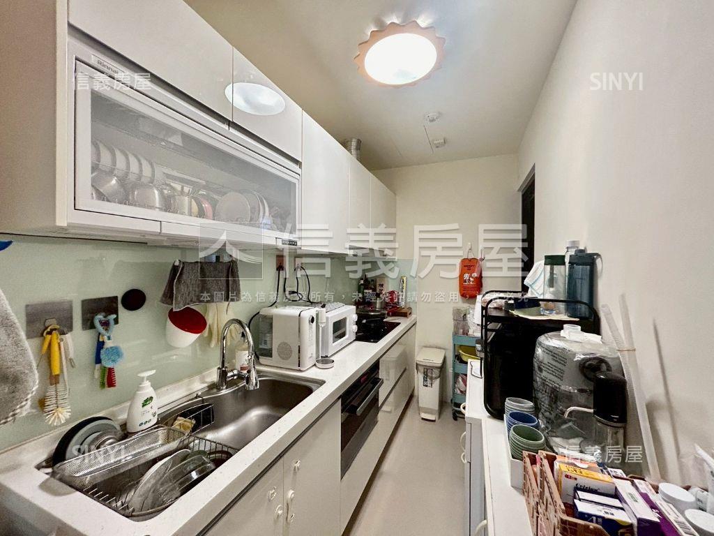 翰林苑高鐵大三房稀有釋出房屋室內格局與周邊環境