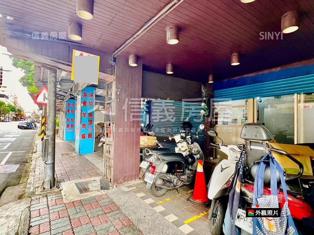 捷運賣場大馬路金店面房屋室內格局與周邊環境