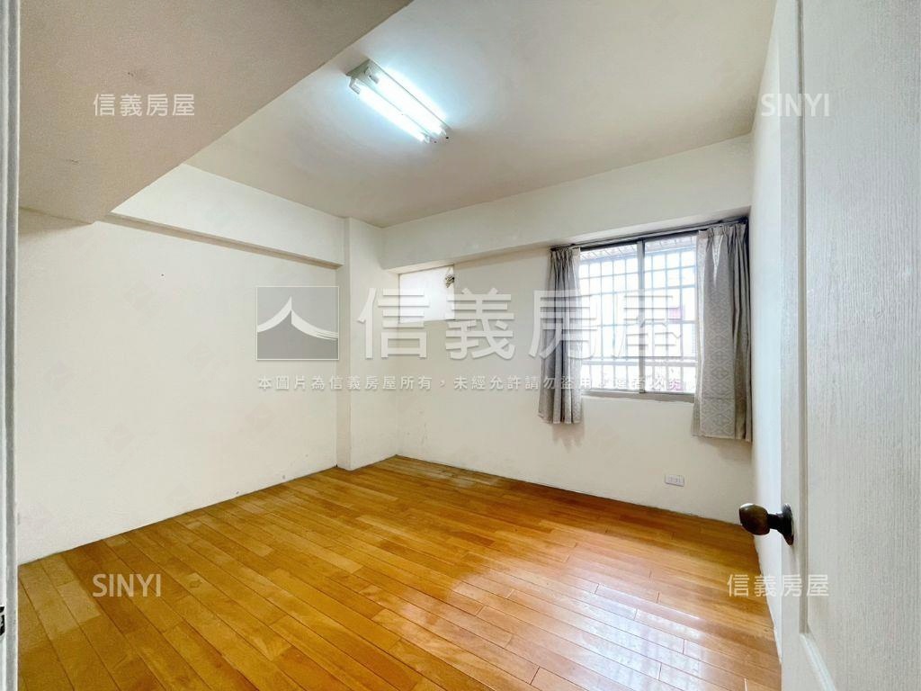 近台中未來巨蛋三房附車位房屋室內格局與周邊環境