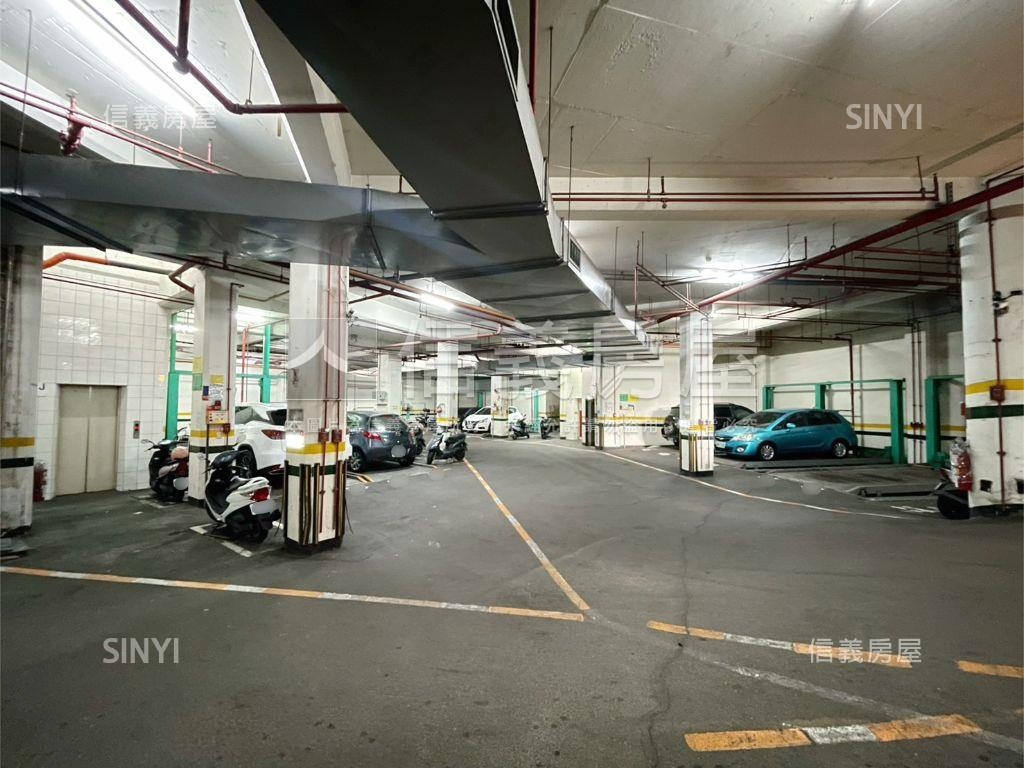 近台中未來巨蛋三房附車位房屋室內格局與周邊環境