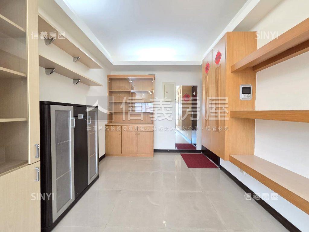 文化金典三房雙車位房屋室內格局與周邊環境