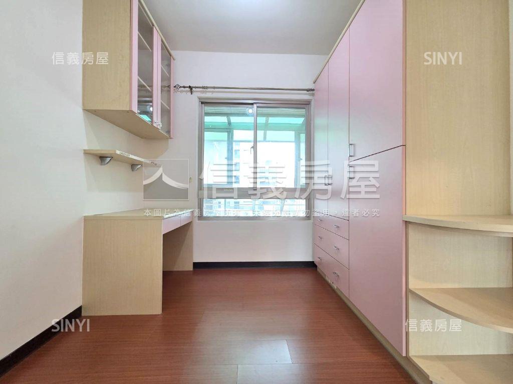 文化金典三房雙車位房屋室內格局與周邊環境