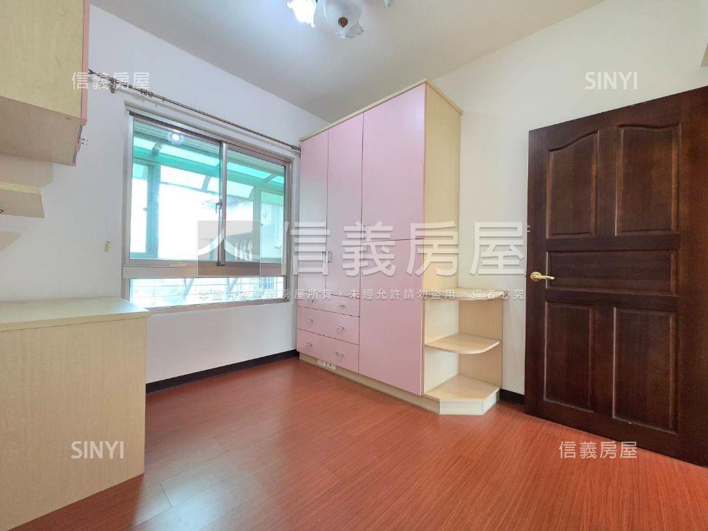 文化金典三房雙車位房屋室內格局與周邊環境