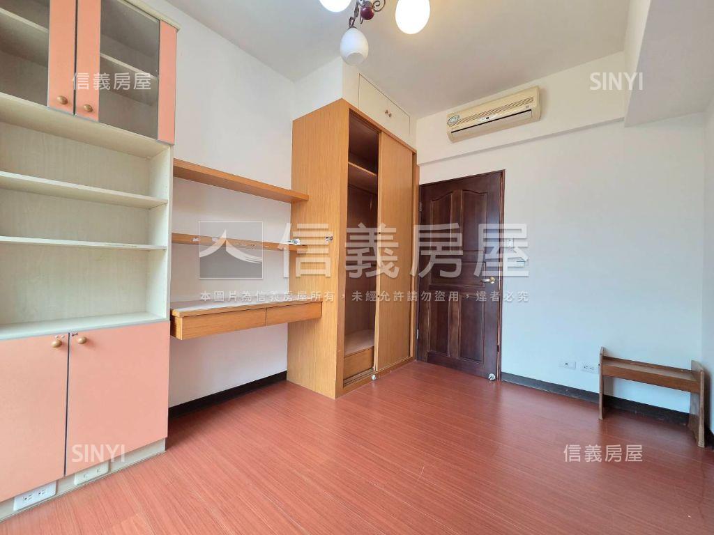 文化金典三房雙車位房屋室內格局與周邊環境