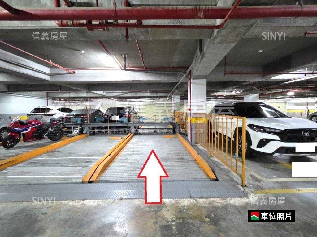 文化金典三房雙車位房屋室內格局與周邊環境