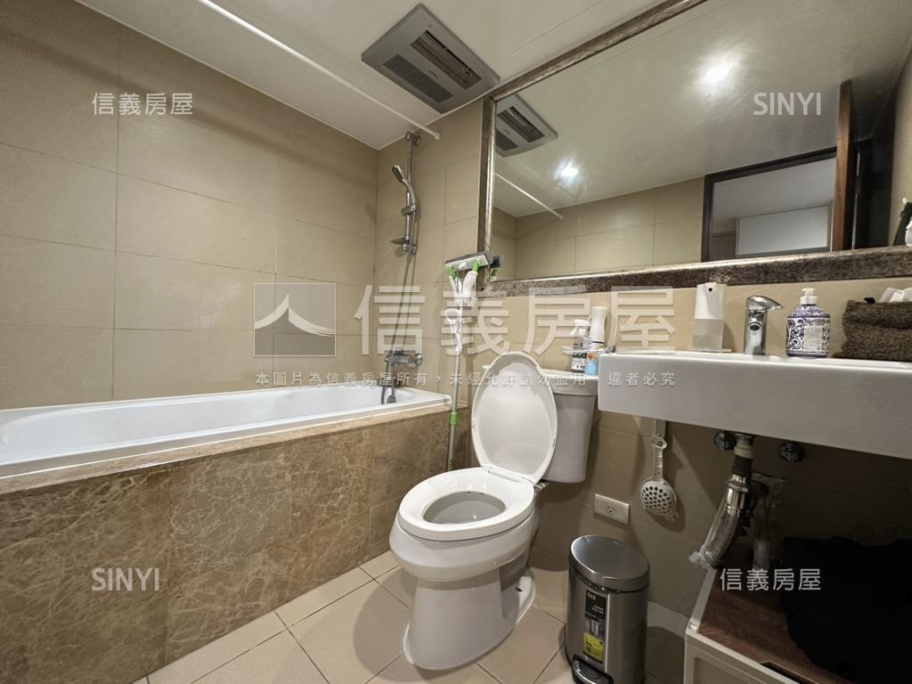 新巨蛋獨家景觀房屋室內格局與周邊環境
